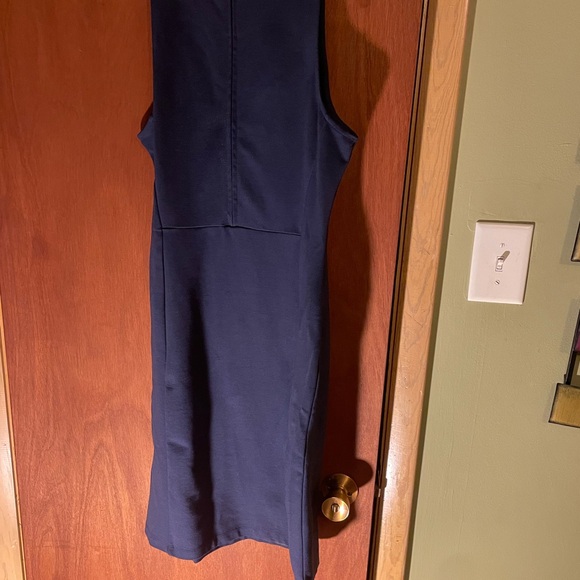 Elegant Navy Blue Sleeveless Dress. New with tags. - Picture 7 of 8